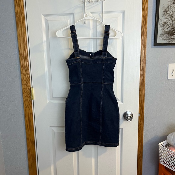 H&M Jean Jumper xxs. Button down with pockets. - Picture 2 of 3